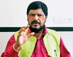 த.வெ.க ஆதரவுடன் தமிழகத்தில் என்டிஏ ஆட்சி அமைக்கும்: மத்திய அமைச்சர் பரபரப்பு பேட்டி